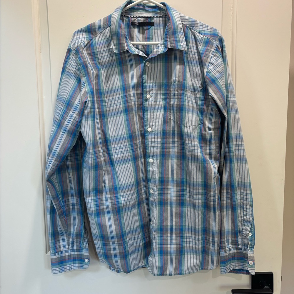 Volcom Blue and White Casual Button Down Shirt